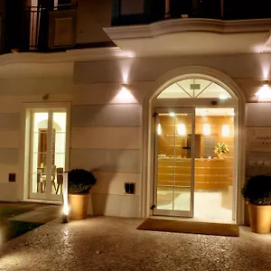*** Hotel Accademia Italia